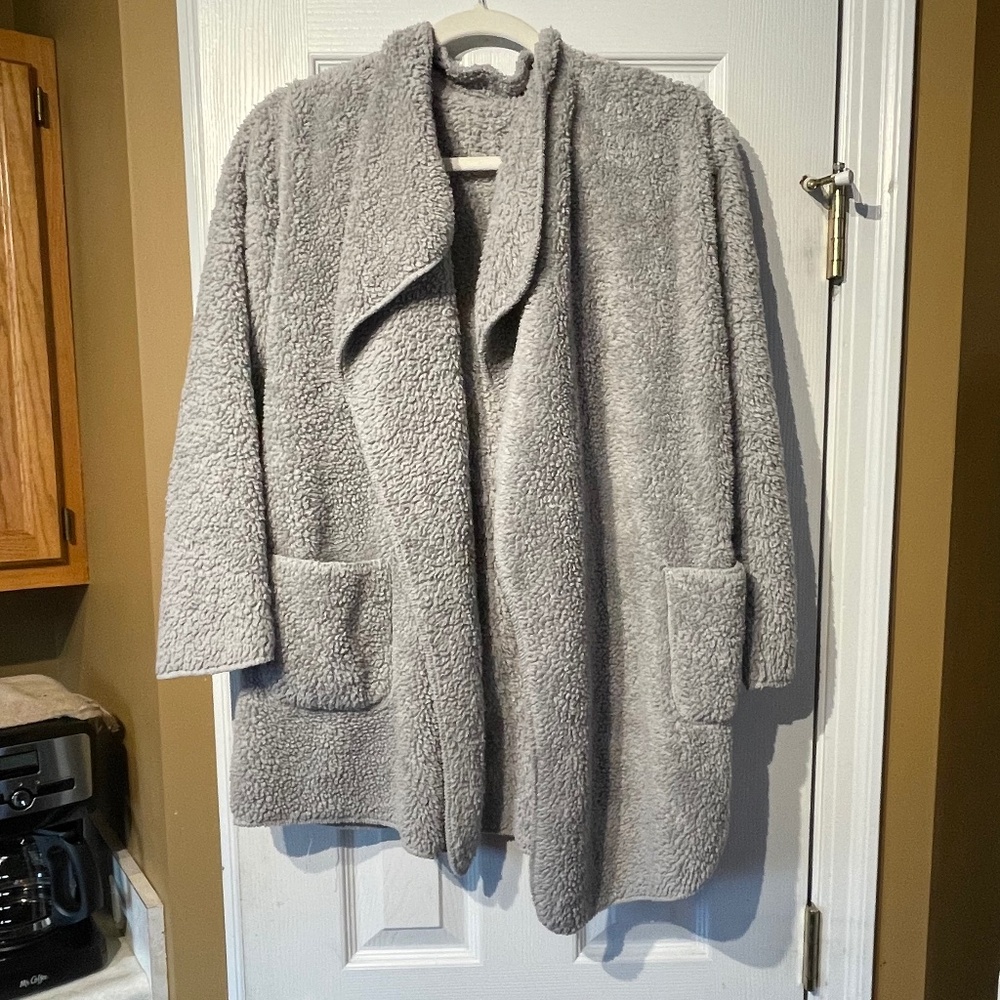 Comfy Robe - Picture 2 of 4
